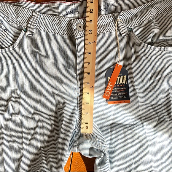 Jag Counter Girlfriend Jeans in Railroad Pinstripe Bleach-Wash Size 22W NWT - Picture 11 of 16